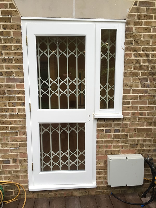 Retractable Security Gate & Side Window